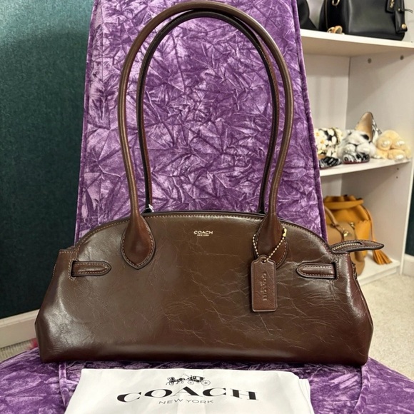 Coach Handbags - Coach Dark Brown Leather Shoulder Bag